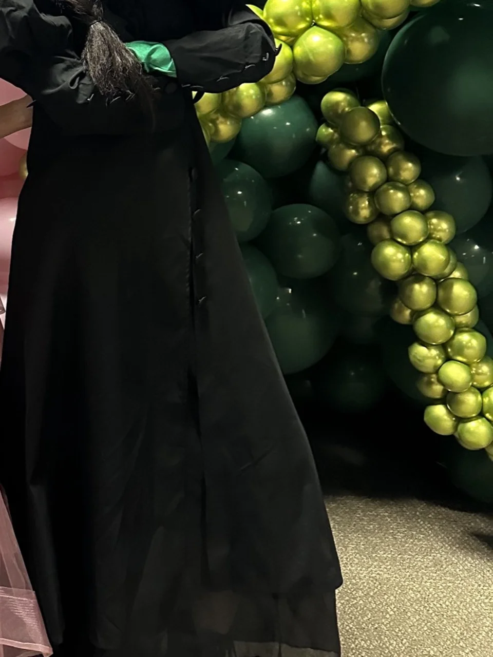 Emerald Witch party character photo 2