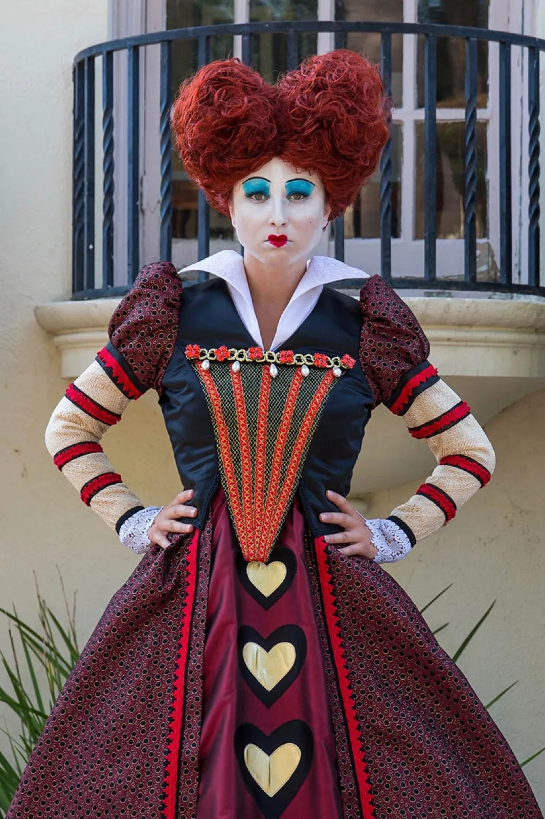 Red Queen – Wonderland party character in Columbus